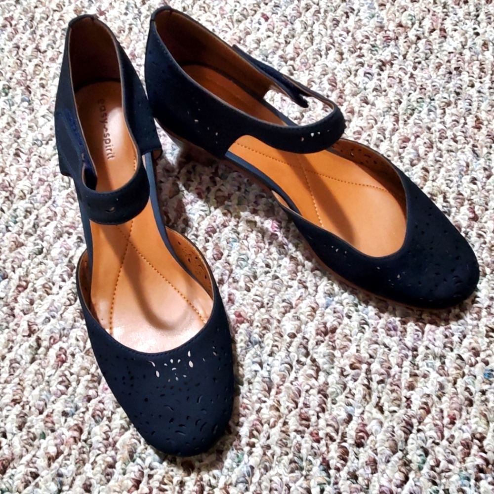 Easy Spirit Cindie Blue Mary Jane's size 9.5W